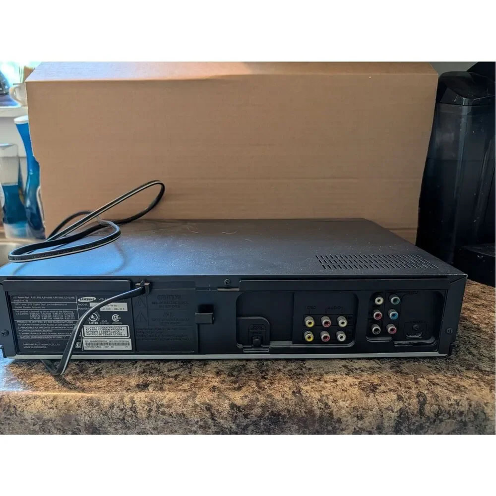 Samsung DVD-V9700 DVD VHS Combo Player Tunerless 1080i Recorder